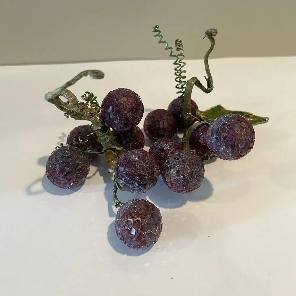 Vintage Acrylic‎ Grapes Cluster Set